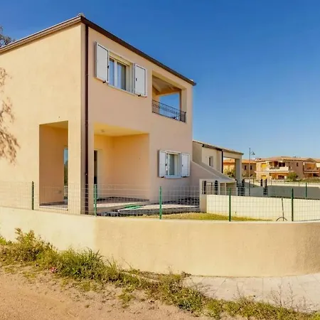 Porto Istana Apartment Murta Maria