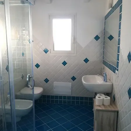 Porto Istana Lägenhet *